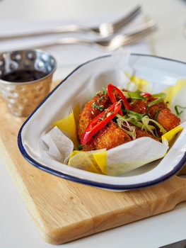 Grasmere Court Hotel,Bath And North East Somerset>>Bath,4 star