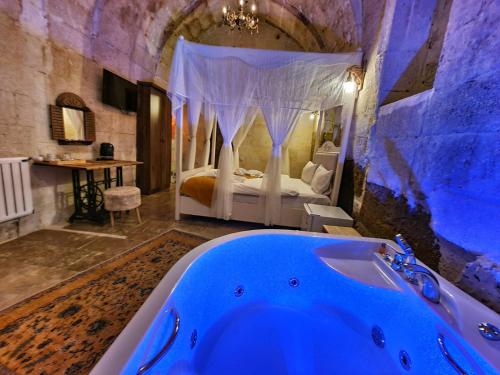Lavinia Cappadocia,,1 star