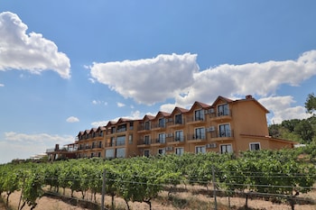 dessera vineyards hotel