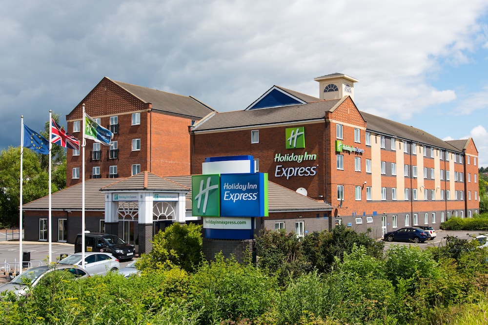 Holiday Inn Express Newcastle Gateshead By Ihg,Near Metrocentre,3 star