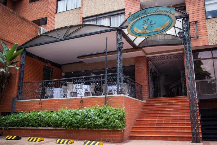 solar hotel casa laureles