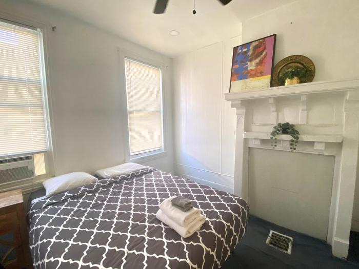 ouionludlowentirehouseandprivateroomsinuniversitycity