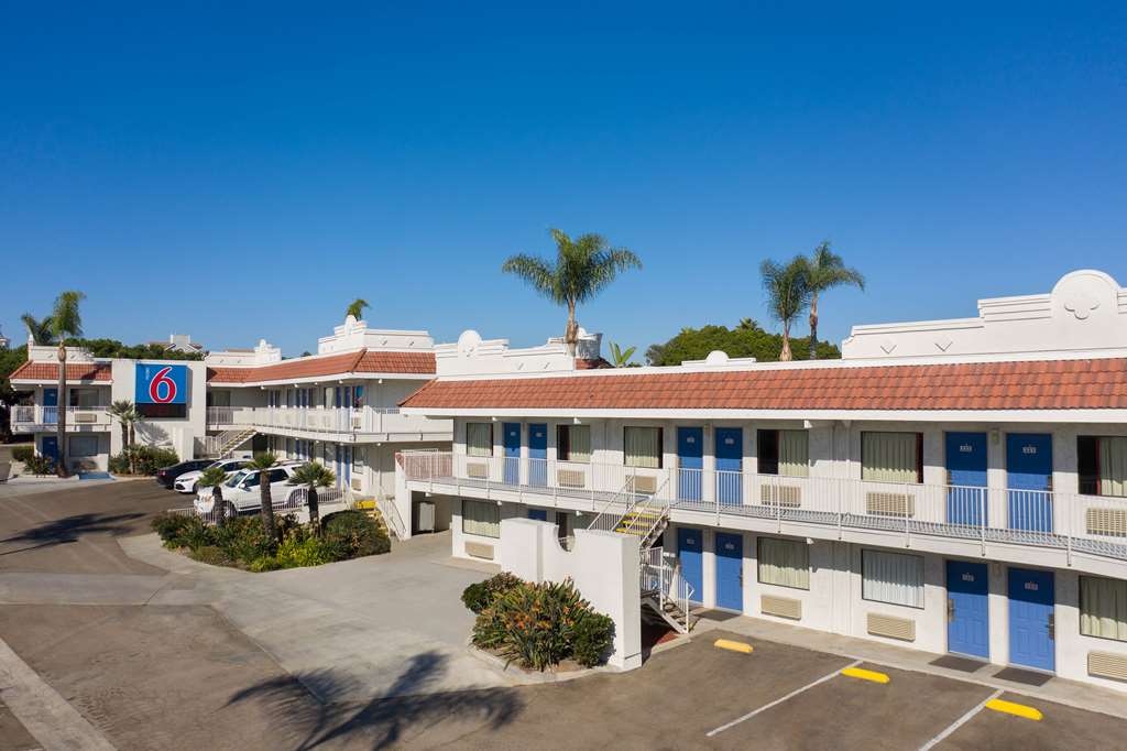motel 6 carlsbad ca east