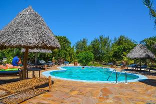 mbuyuni beach village bungalows