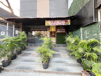 Via New Prince Palace,Central Mumbai>>Mumbai,3 star