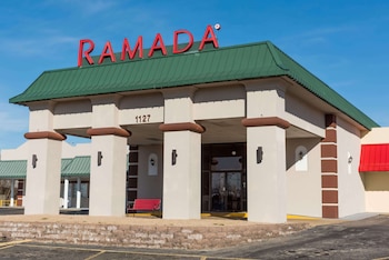 Ramada By Wyndham Mountain Home,Arkansas>>Mountain Home,3 star