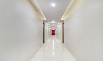 Treebo Grand Milan,,3 star