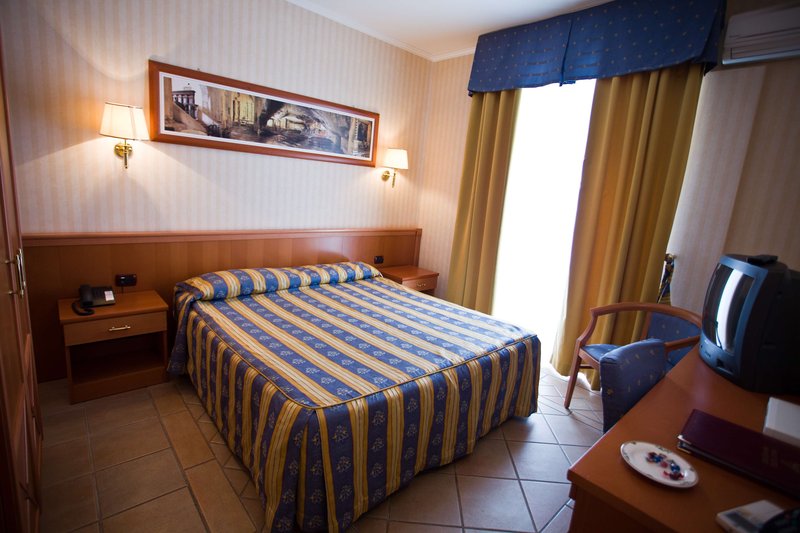 Palace Hotel San Michele,Foggia>>Bari,4 star