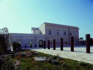 Relais Histo San Pietro Sul Mar Piccolo,Martina Franca>>Bari,5 star