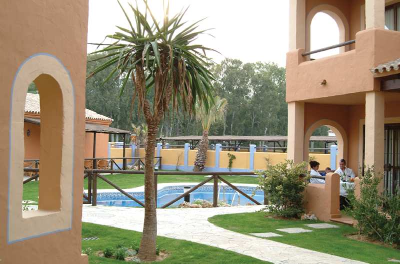 Apartahotel La Espadaña,,3 star