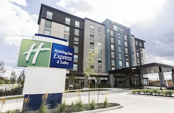 Holiday Inn Express And Suites Toronto Airport Sou,,2.5 star