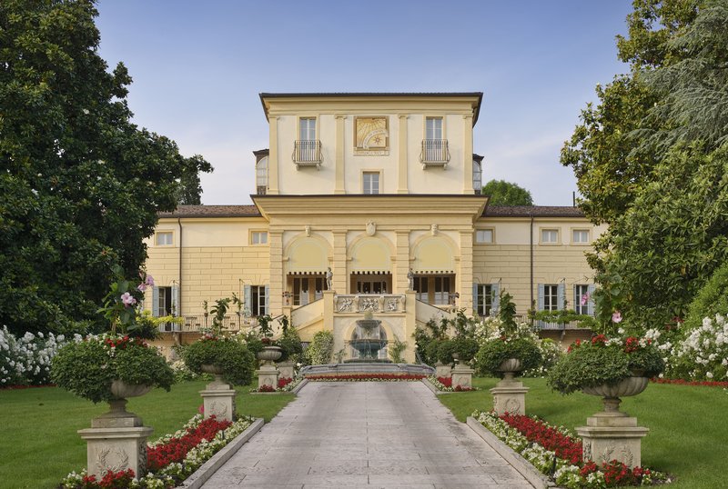 Byblos Art Hotel Villa Amista,Corrubbio>>Cavaion Veronese,5 star