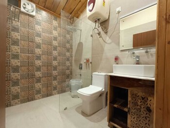 Aaroham Resort Shimla By Aamod Group,Shoghi,4 star