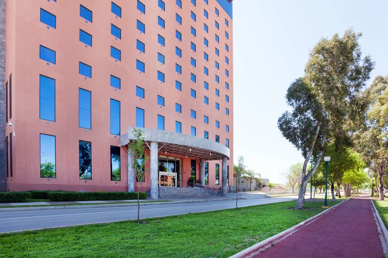 Best Western Plus Nuevo Laredo Inn & Suites,Tamaulipas>>Nuevo Laredo,3.5 star