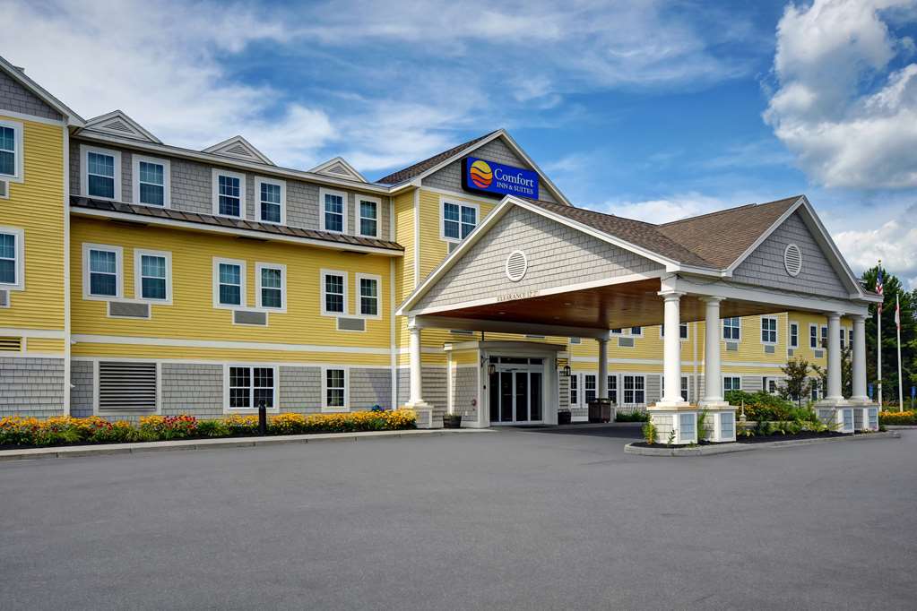 Comfort Inn And Suites Wilton,Farmington>>Augusta,2.5 star