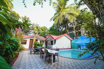 Harbor Court,Vagator Beach-North Goa,3 star