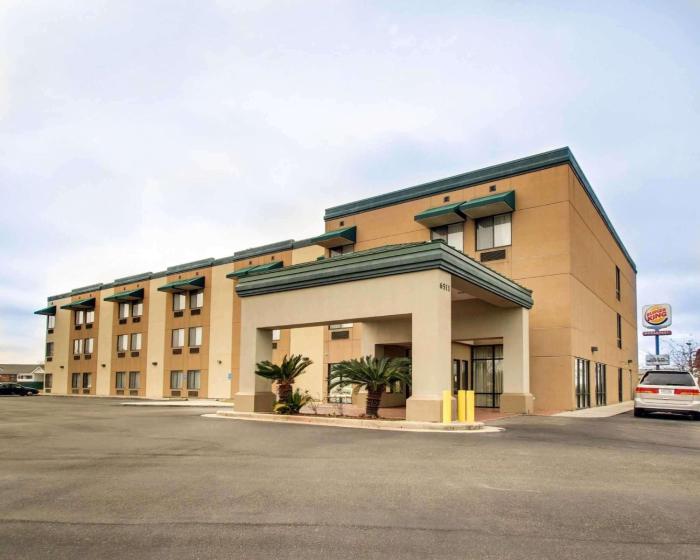 Quality Inn & Suites,In The City Center,3 star