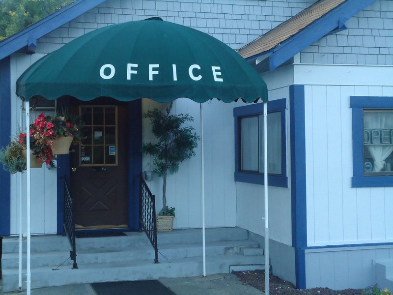 Blue Mountain Motel,Okanogan County>>Okanogan,2 star