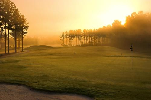 Holiday Inn Express & Suites Morrilton By Ihg,Little Rock>>Conway,3 star