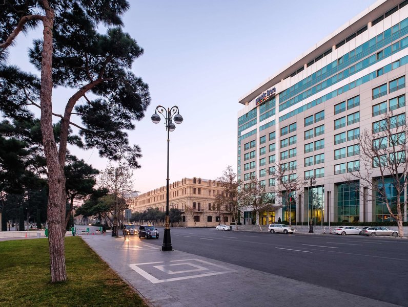 Park Inn By Radisson Baku,Near Government House,4 star