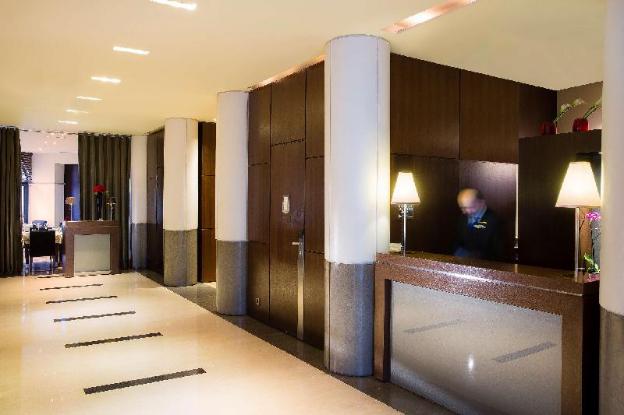 Grand Hotel Champs Elysees,Paris>>Arc De Triomphe,5 star