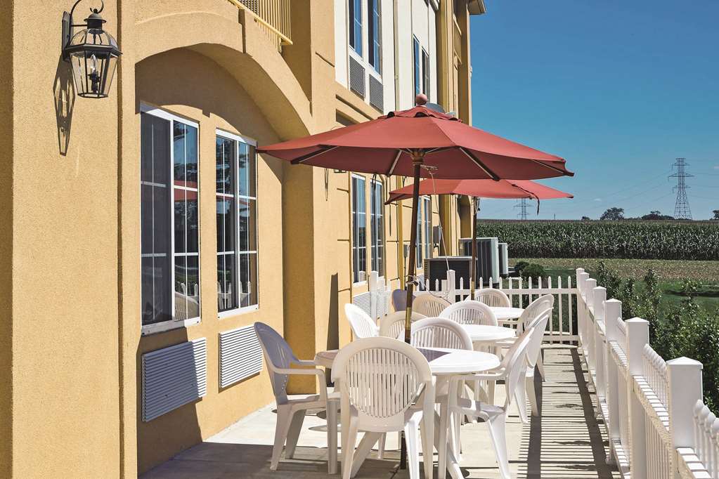 La Quinta Inn & Suites By Wyndham Lancaster,Lancaster>>East Lampeter Township,3 star
