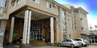 de castle luxury home