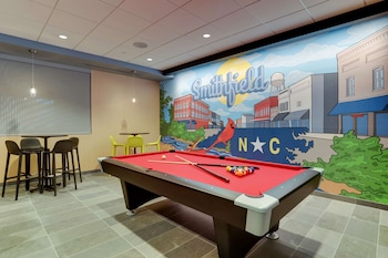 Tru By Hilton Smithfield I-95,,2 star