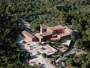 Hotel Jardines De La Santa