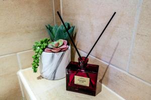 2 Bedroom Central Apartment With Parking,England>>Liverpool,0 star