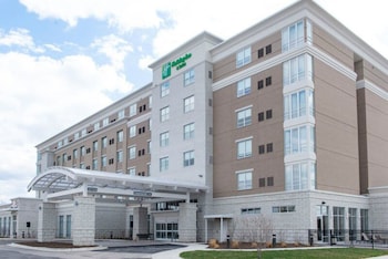 holiday inn farmingtom hills detriot nw