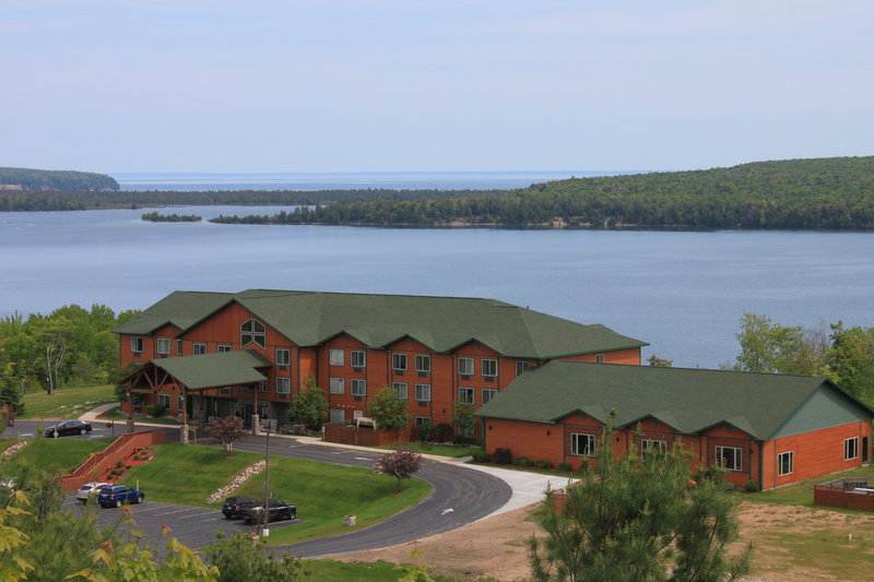 Holiday Inn Express Munising-Lakeview, An Ihg Hotel,Grand Island Township>>Alger,2.5 star