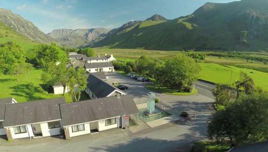 snowdonia mountain lodge