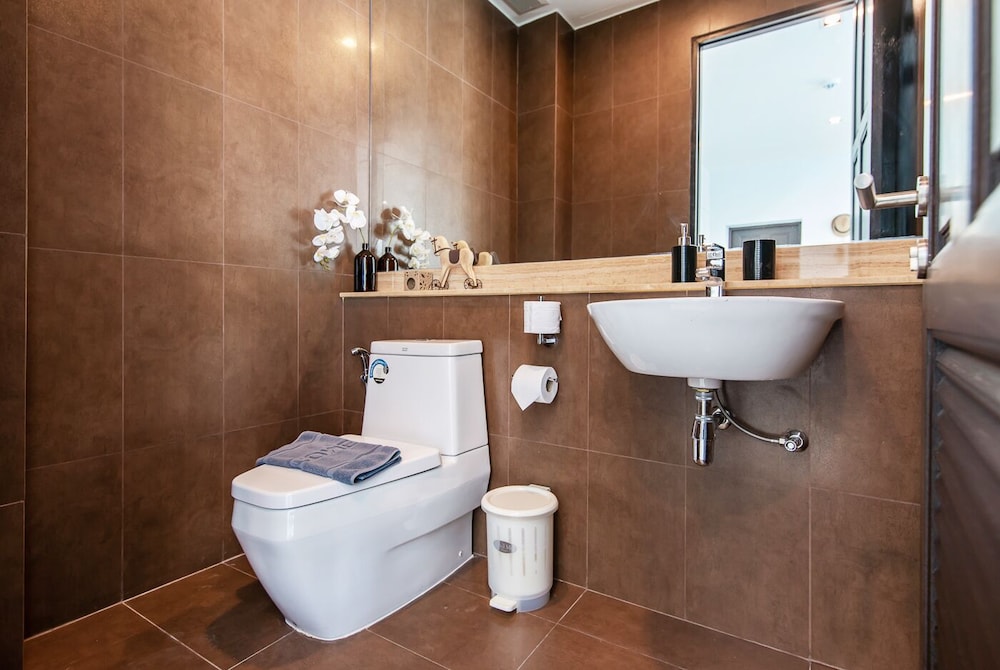 movenpick pool villas 1fl