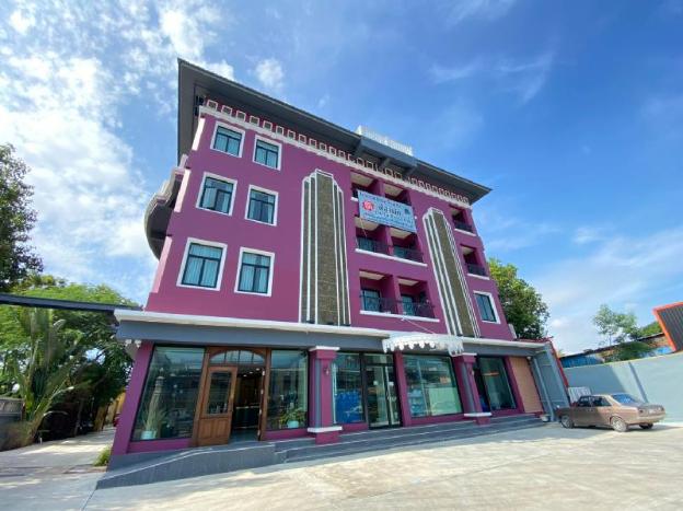 Baan Chao Khun Hotel,,4 star