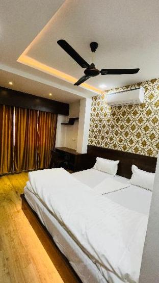 Surya Villa By The Lake,Nai>>Udaipur,2 star