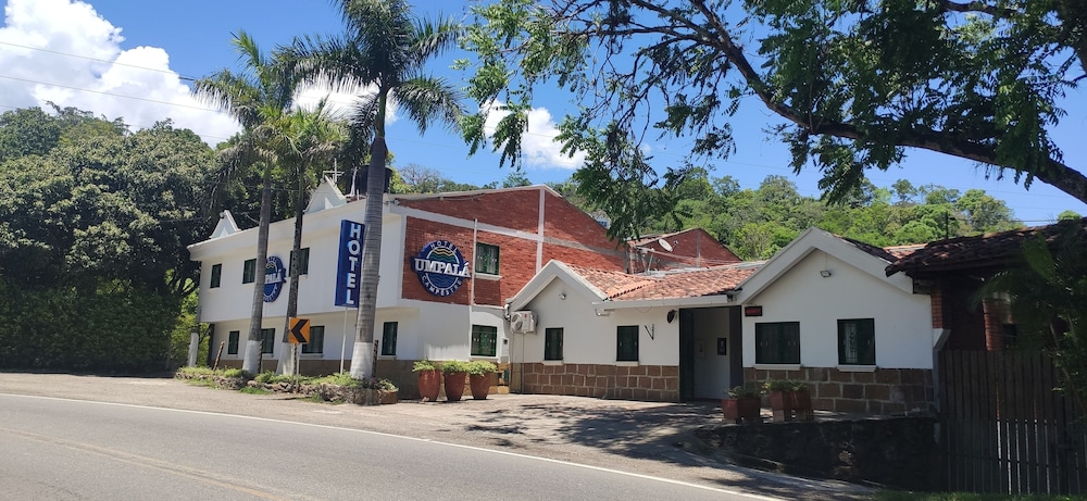 hotel campestre umpala
