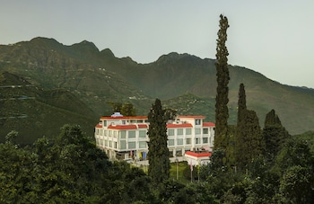 The Vaishnodevi Sarovar Portico