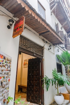 Shoki Shoki House Stone Town,,2 star