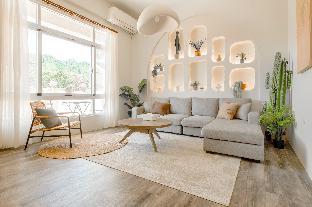 H& Yu Krung Style Inn,,2 star