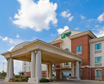 Holiday Inn Express & Suites Levelland By Ihg,Levelland>>Hockley,3 star
