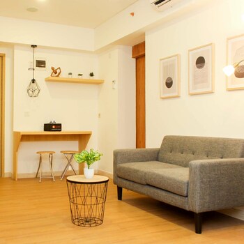 Golden Osaka 2Br Apartment At Meikarta Apartment,,0 star