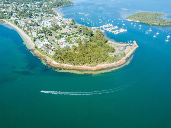 Thou Walla Sunset Retreat,Nelson Bay>>Lemon Tree Passage,3 star