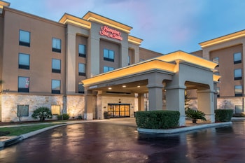 hampton inn and suites selma san antonio randolph afb texas