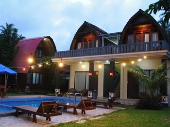 lovina krui surf