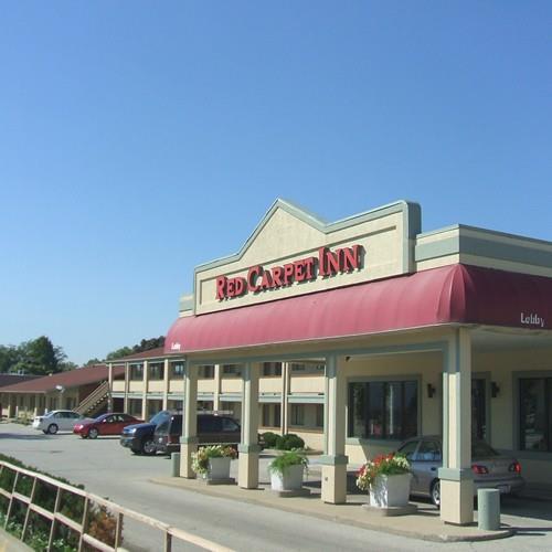 Red Carpet Inn Great Lakes,Near James Lovell Federal Health Care Center,2 star