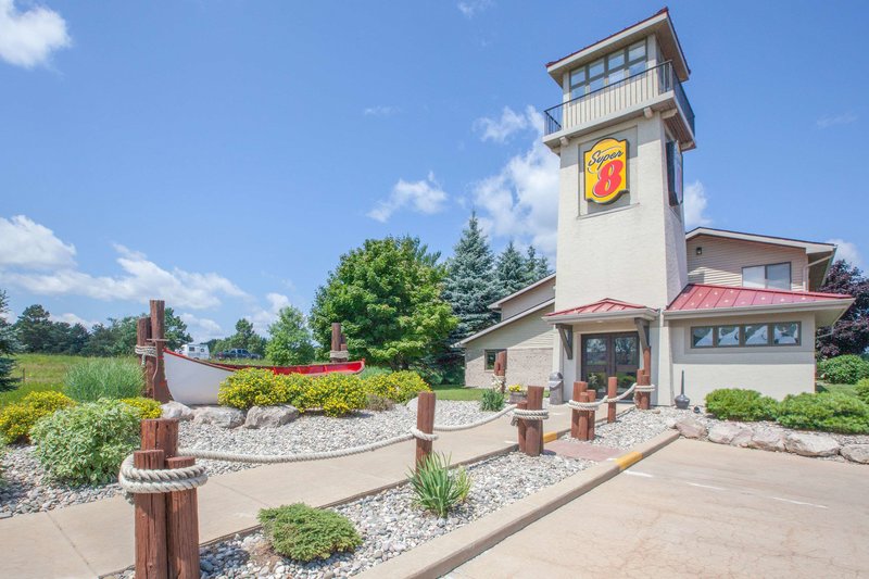 Super 8 By Wyndham Houghton Lake,Houghton>>Grayling,2 star
