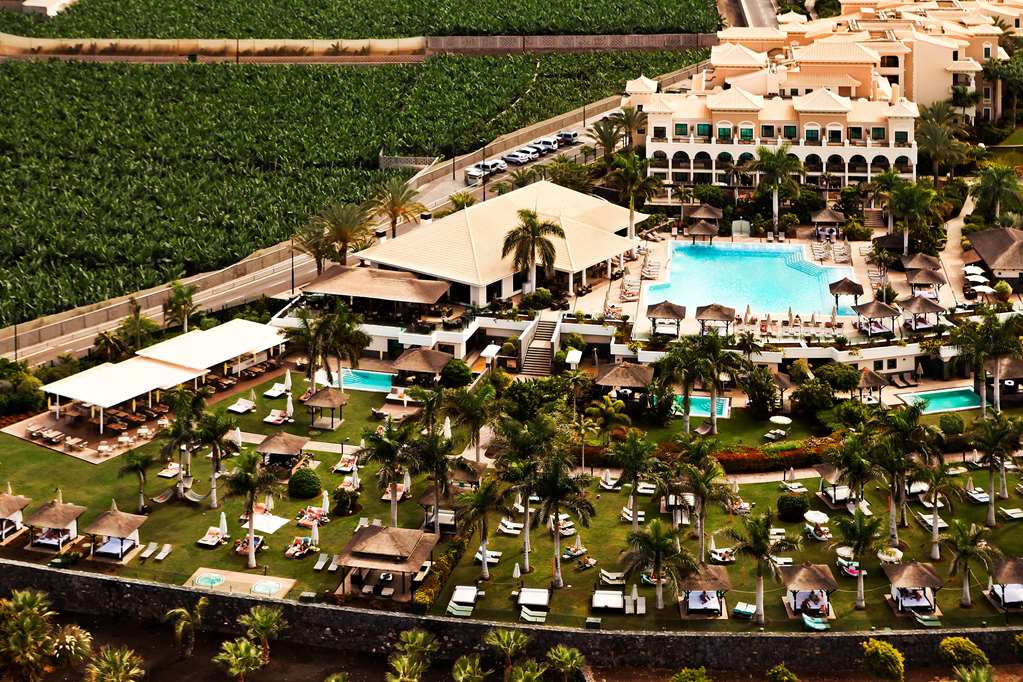 redlevel at gran melia palacio de isora adults only