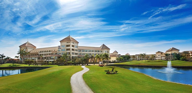 Hilton Pyramids Golf,Cairo>>6Th Of October City,5 star