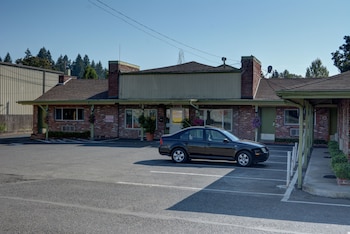 The Inn At Salmon Creek,Fairview>>Clark County,2 star